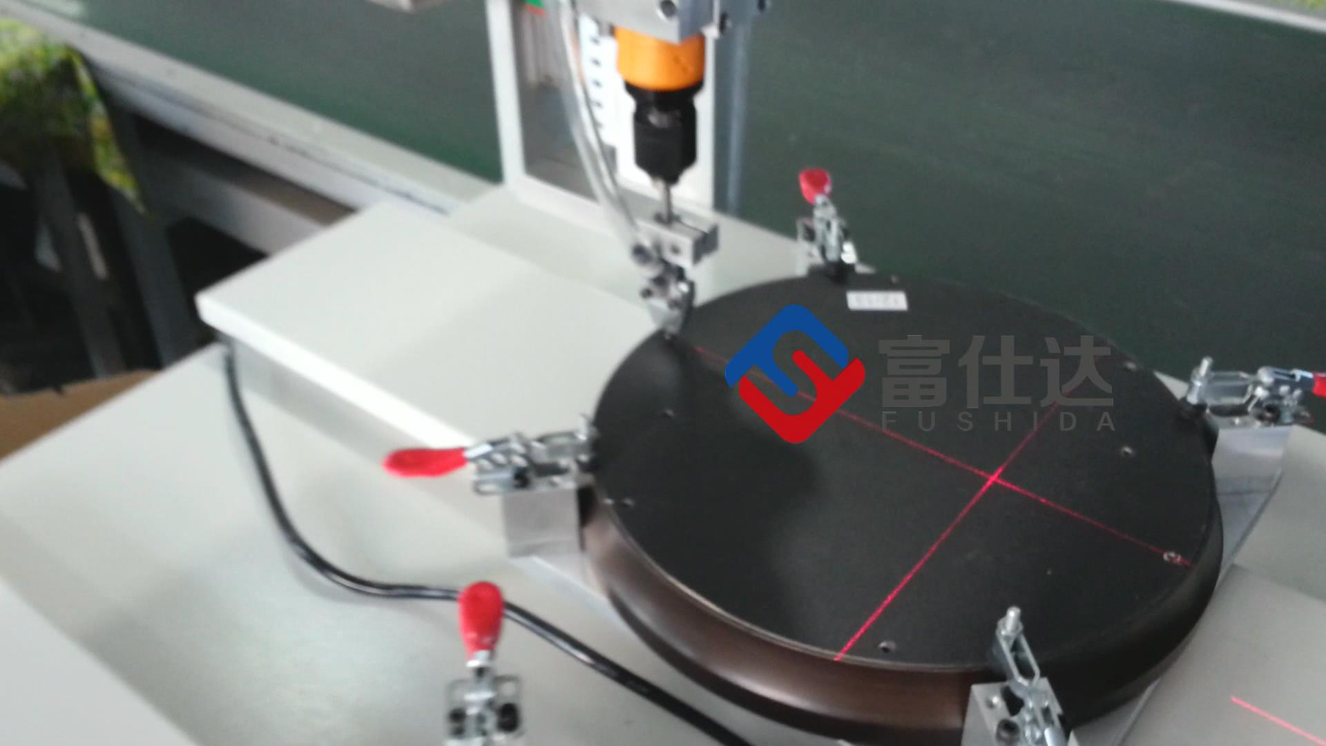 坐標(biāo)式自動鎖螺絲機